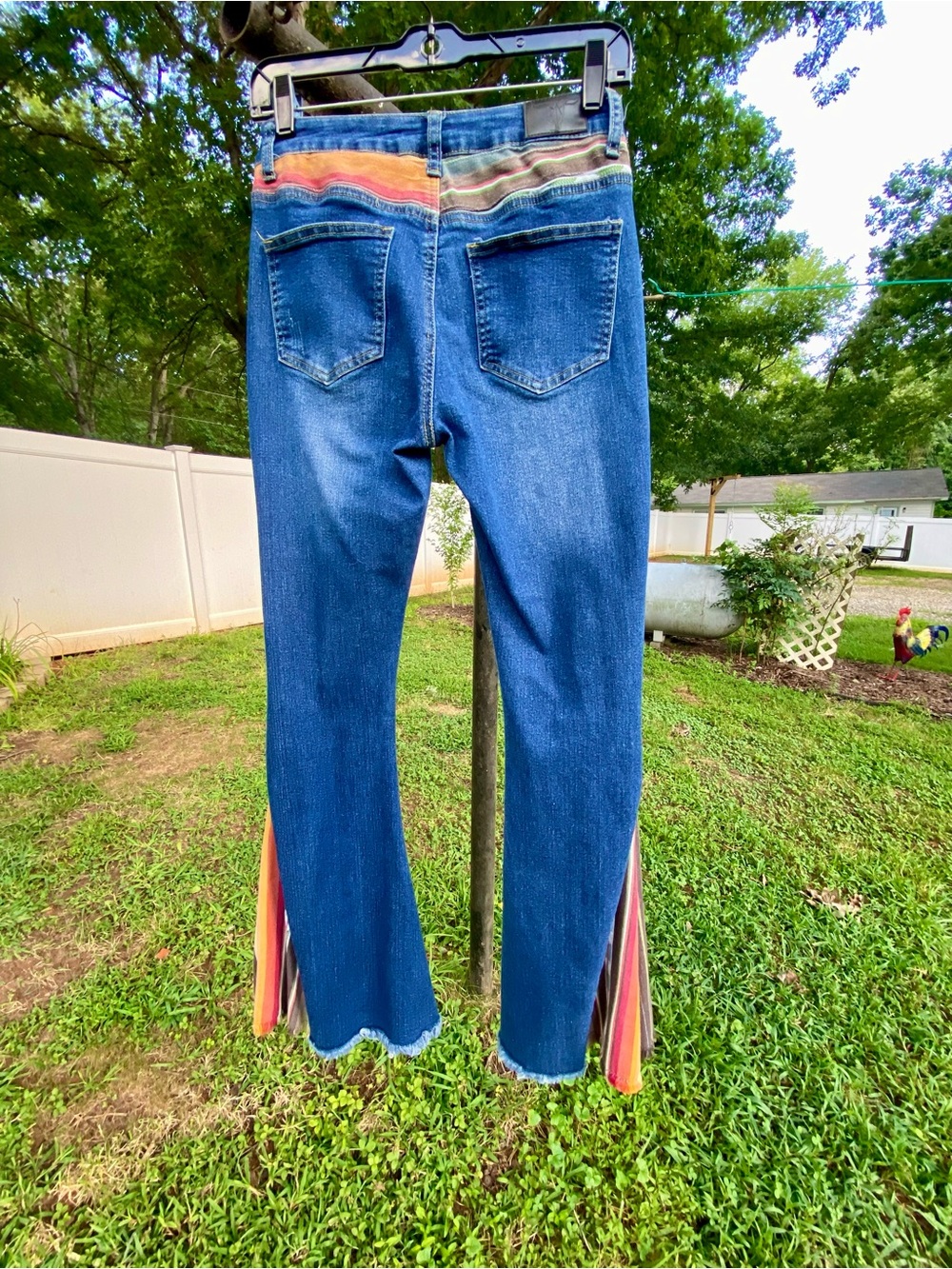 Lucky & Blessed Women's Blue Denim Jeans w/Stripe Bell Bottoms Sz 4